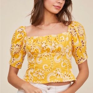 NWT ASTR The Label Puff Sleeve Cropped Bondi Eyelet Lace Blouse